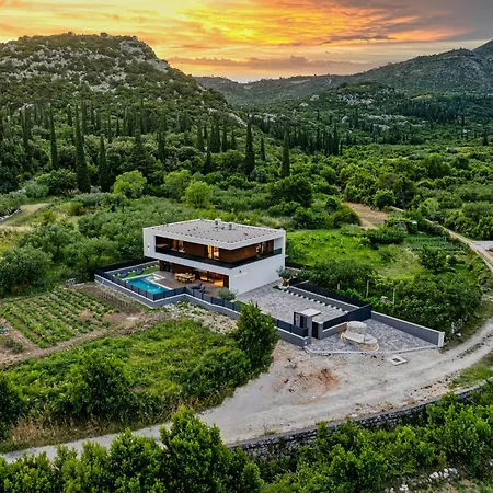 Vila Alba Garden