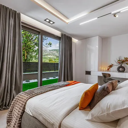 Alba Garden וילה